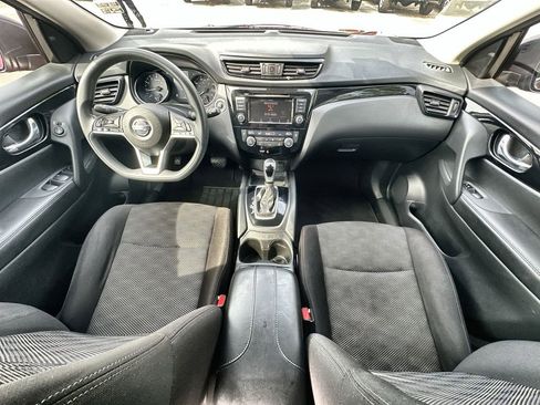 Used 2019 Nissan Rogue Sport SV image 20