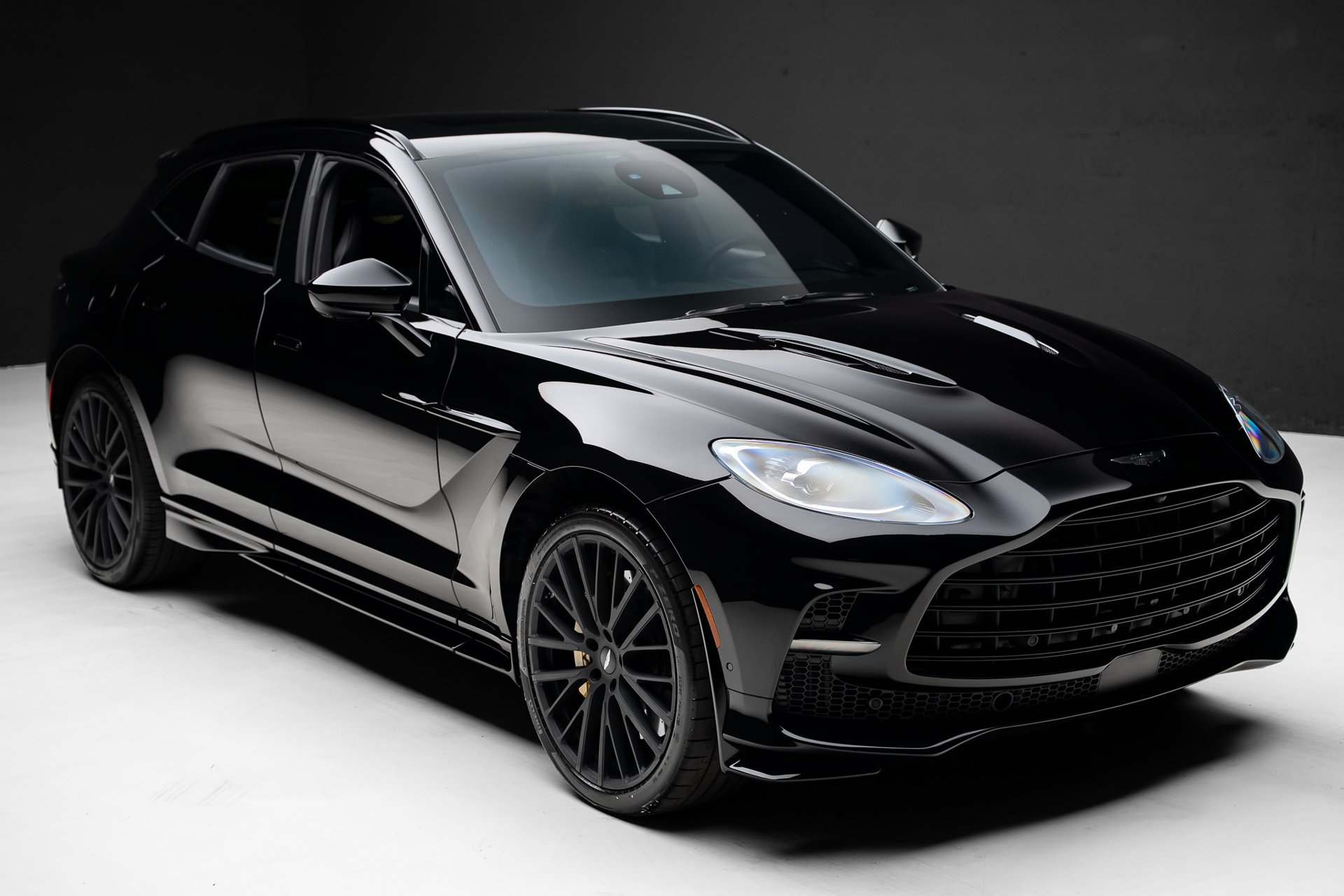 Used 2024 Aston Martin DBX 707 AWD/4WD image 40