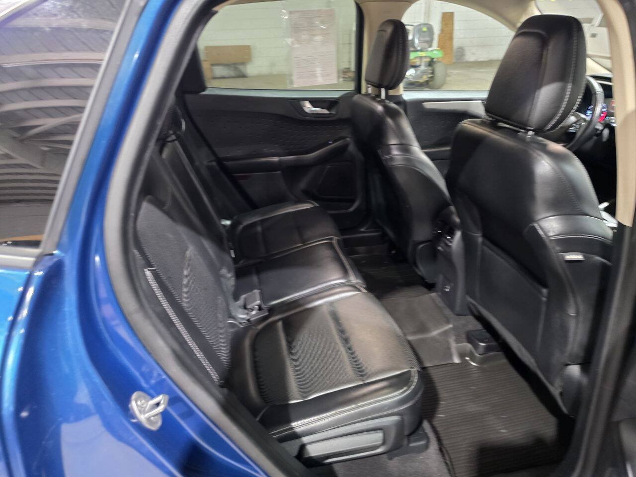 Used 2020 Ford Escape SEL FWD image 30