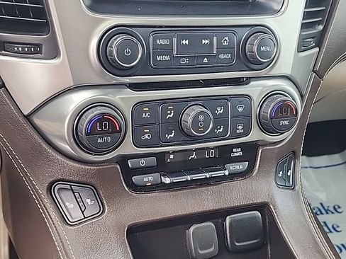 Used 2018 Chevrolet Tahoe LT AWD/4WD image 12