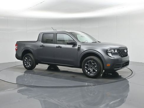 New 2026 Ford Maverick XLT image 32