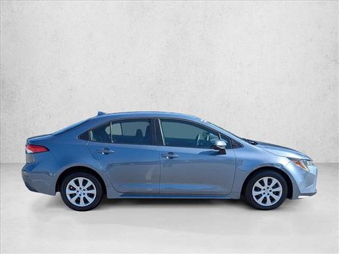 Used 2024 Toyota Corolla LE FWD image 4