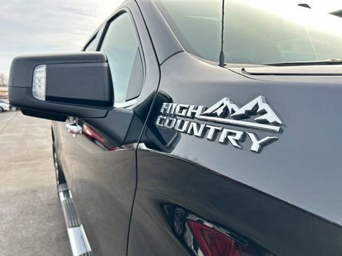 Used 2022 Chevrolet Silverado 1500 High Country AWD/4WD image 15