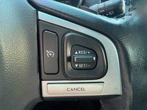 Used 2015 Subaru Outback 2.5i Limited AWD/4WD image 16