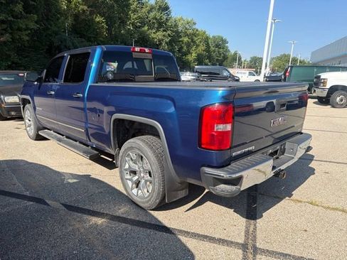 Used 2015 GMC Sierra 1500 SLT w/ SLT Crew Cab Value Package AWD/4WD image 4