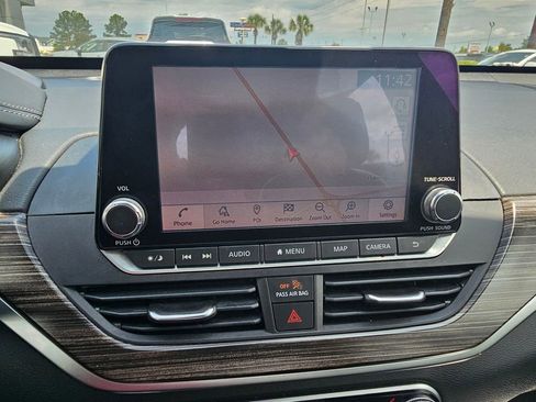 Used 2020 Nissan Altima 2.5 SL FWD image 19