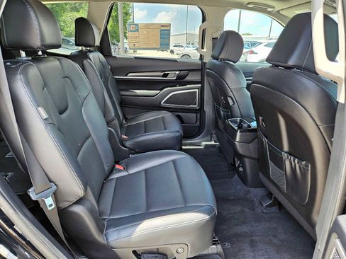 Used 2024 Kia Telluride S w/ S Sunroof Package image 19