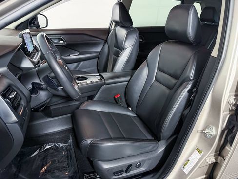 Certified 2021 Nissan Rogue SL w/ Premium Package FWD image 16