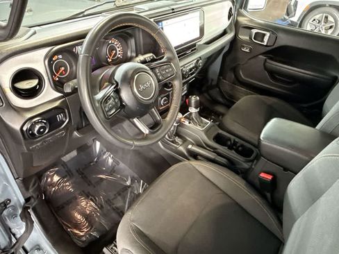 Used 2024 Jeep Wrangler Sport AWD/4WD image 13