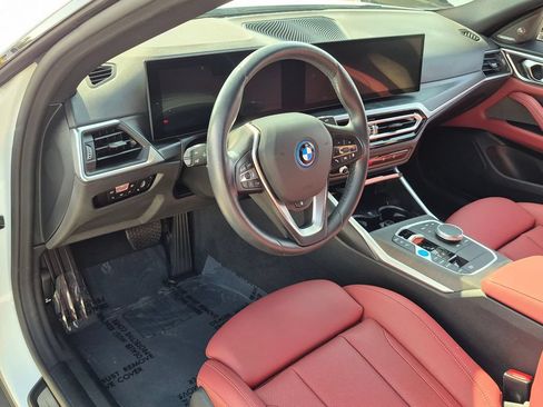 Used 2023 BMW i4 eDrive40 w/ Premium Package RWD image 9