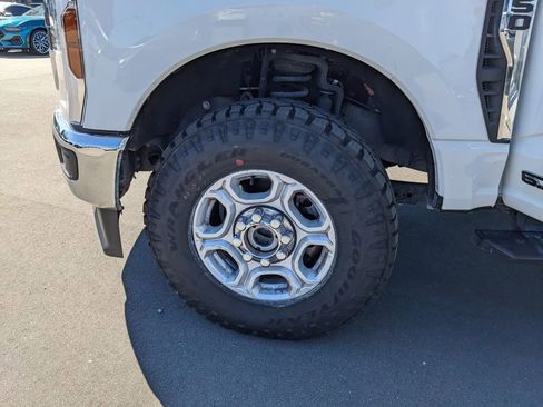 Used 2025 Ford F250 XLT image 35