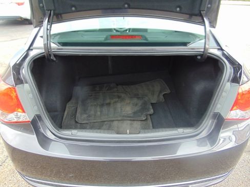 Used 2016 Chevrolet Cruze LT w/ Sun And Sound Package image 28