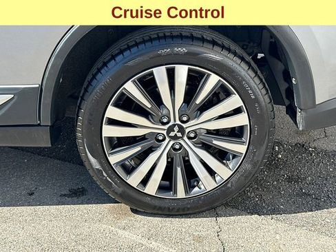 Used 2019 Mitsubishi Outlander ES AWD/4WD image 8