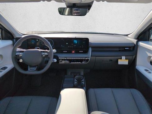 New 2026 Hyundai Ioniq 5 SEL image 18