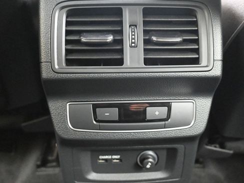 Certified 2025 Audi Q5 2.0T Premium w/ Convenience Plus Package image 21