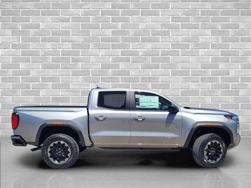 New 2026 GMC Canyon AT4 AWD/4WD image 4
