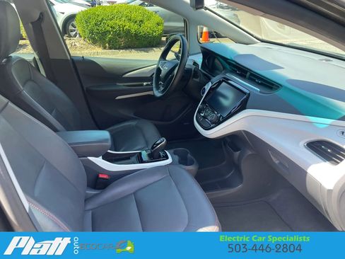 Used 2017 Chevrolet Bolt Premier w/ Driver Confidence II Package FWD image 46