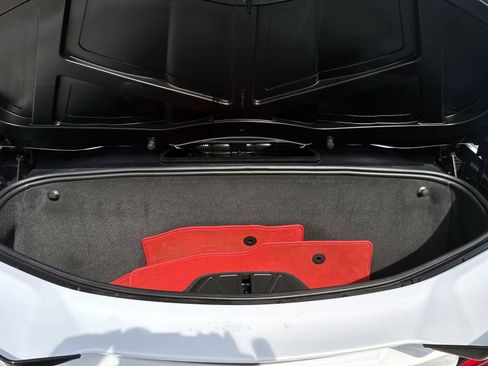 Used 2024 Chevrolet Corvette Z06 RWD image 16