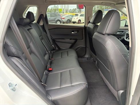 Used 2023 Nissan Rogue SL image 13