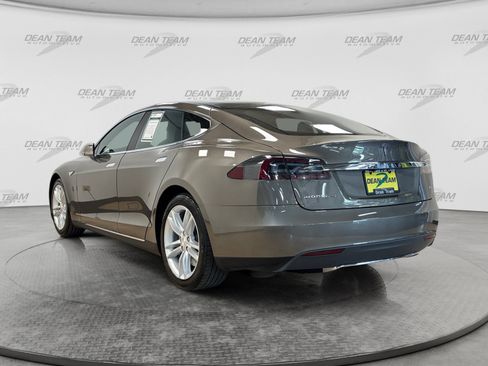 Used 2015 Tesla Model S 85 RWD image 5
