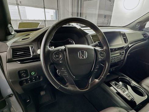 Used 2023 Honda Ridgeline Black Edition image 8