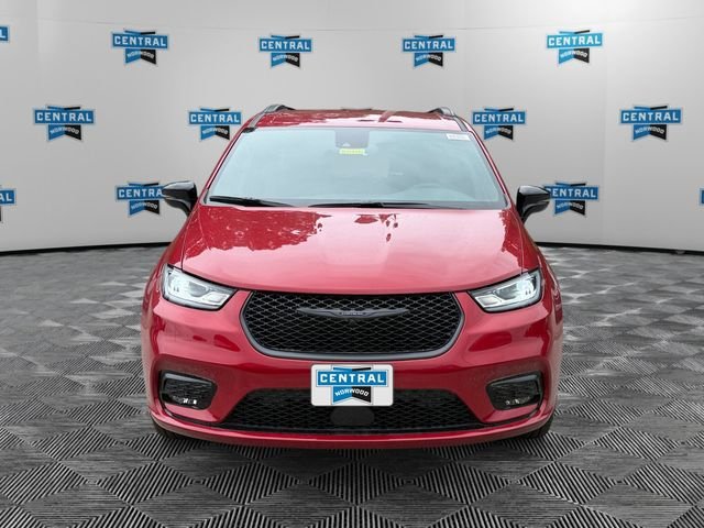 New 2026 Chrysler Pacifica Select w/ S Appearance Package AWD/4WD image 8