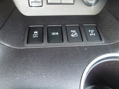 Used 2018 Toyota Highlander Limited Platinum image 10