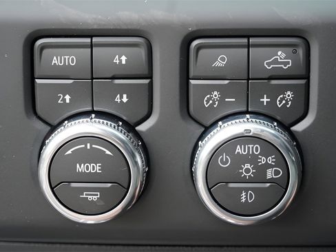 New 2026 GMC Sierra 2500 Denali Ultimate w/ Max Trailering Package image 23