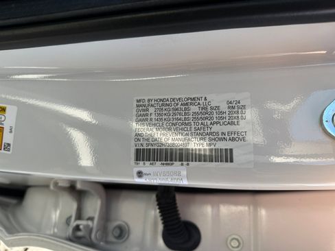 Used 2025 Honda Pilot Touring image 24