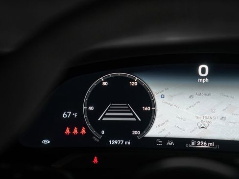 Used 2020 Porsche Taycan Turbo S AWD/4WD image 21
