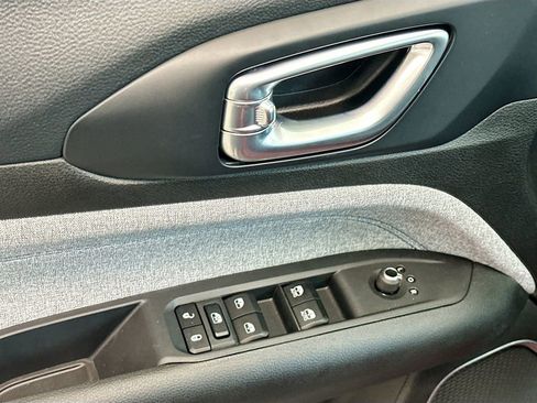 New 2025 Jeep Compass Latitude w/ Convenience Group image 19