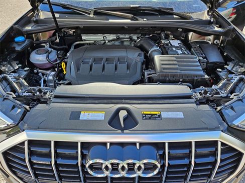 New 2025 Audi Q3 2.0T Premium image 25