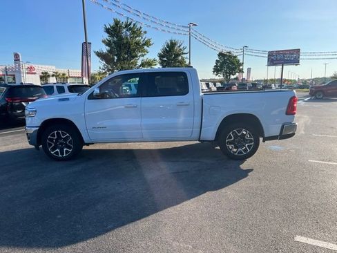 Used 2025 RAM 1500 Laramie AWD/4WD image 39