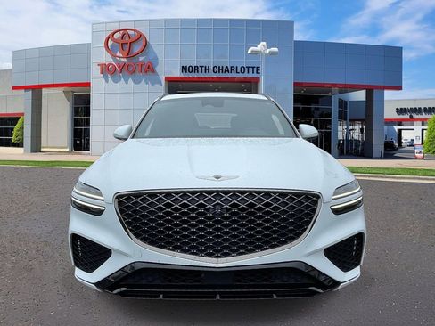 Used 2022 Genesis GV70 2.5T w/ Sport Prestige Package AWD/4WD image 2