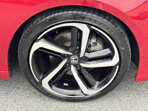 Used 2019 Honda Accord Sport image 12