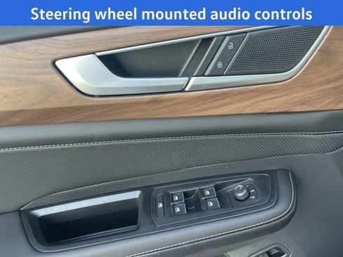 New 2026 Volkswagen Atlas SE FWD image 8