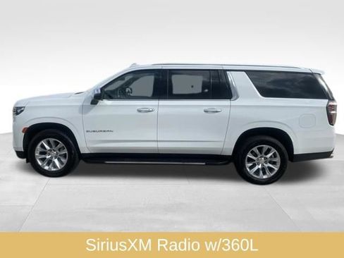 Used 2023 Chevrolet Suburban Premier RWD image 2