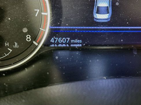 Used 2025 Nissan Altima 2.5 SV FWD image 18