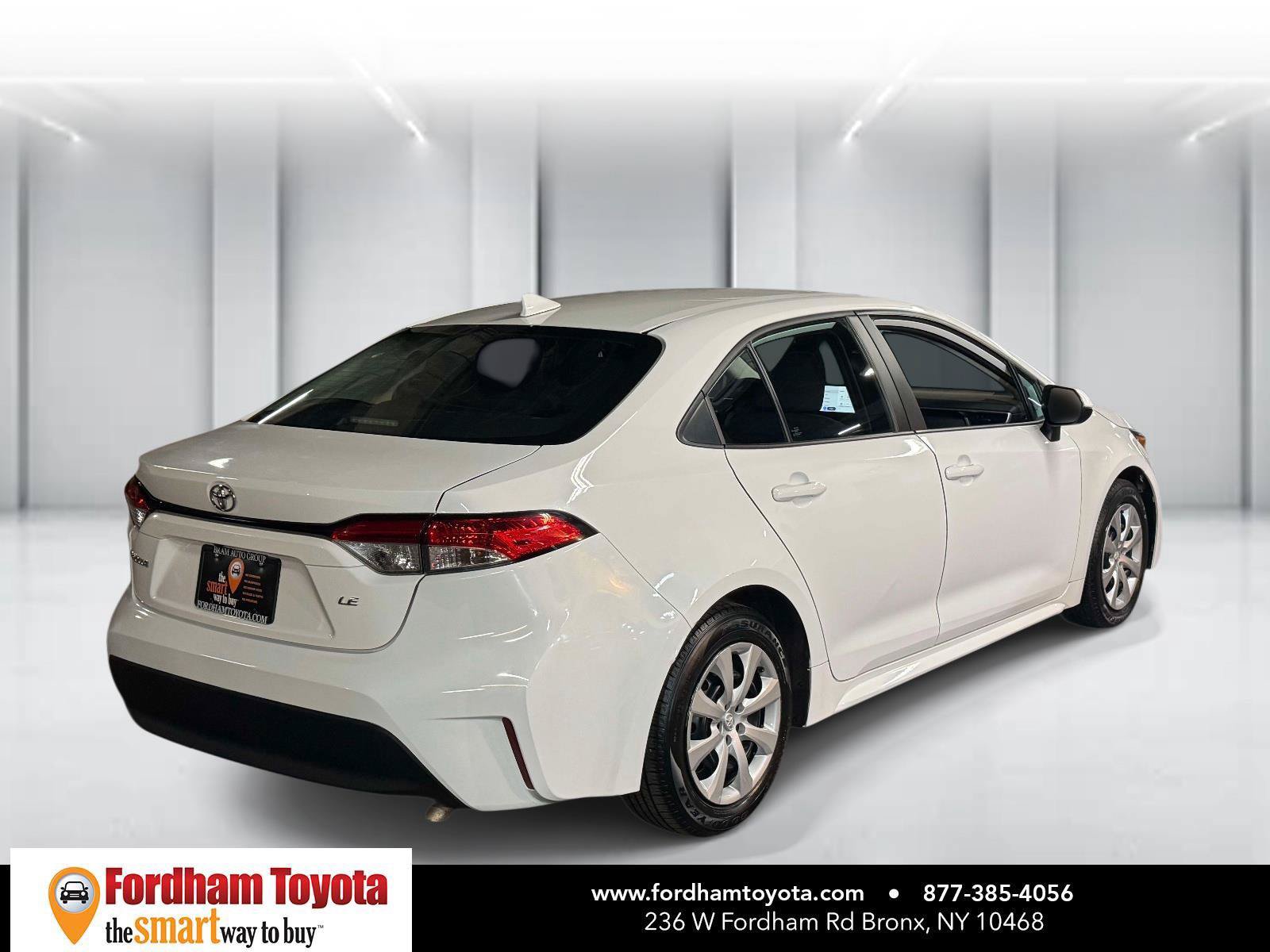 Used 2023 Toyota Corolla LE FWD image 7