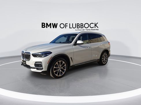 Used 2023 BMW X5 xDrive40i w/ Premium Package image 4