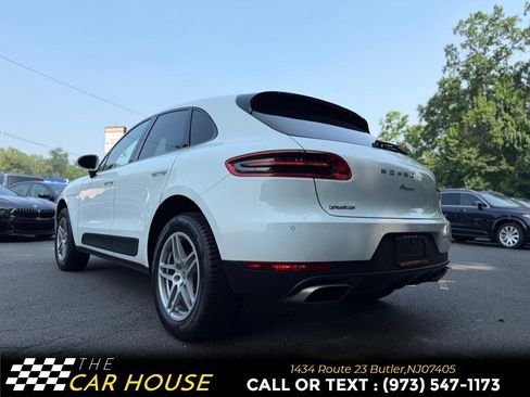 Used 2018 Porsche Macan AWD/4WD image 5