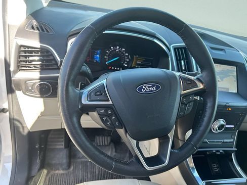 Used 2020 Ford Edge Titanium AWD/4WD image 21