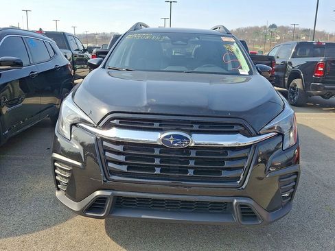 Used 2024 Subaru Ascent Limited image 2