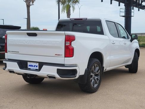 Used 2023 Chevrolet Silverado 1500 RST w/ Convenience Package II AWD/4WD image 4