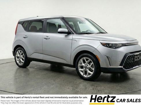 Used 2025 Kia Soul LX w/ LX Technology Package image 1
