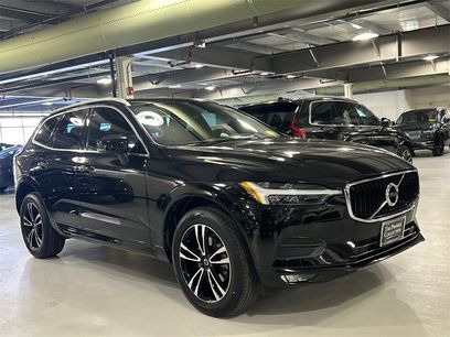 Certified 2021 Volvo XC60 T5 Momentum w/ Premium Package
