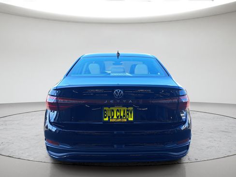 Used 2026 Volkswagen Jetta Sport FWD image 4