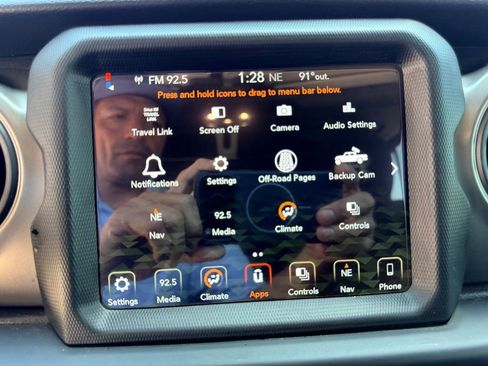 Used 2022 Jeep Gladiator Sport AWD/4WD image 37