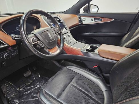 Used 2019 Lincoln Nautilus Black Label image 2