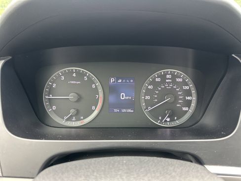 Used 2017 Hyundai Sonata SE FWD image 9